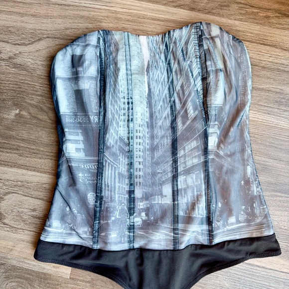 Princess Polly New York Corset Bodysuit Multi | Cityscape Print Bustier Size 4 - Picture 3 of 16